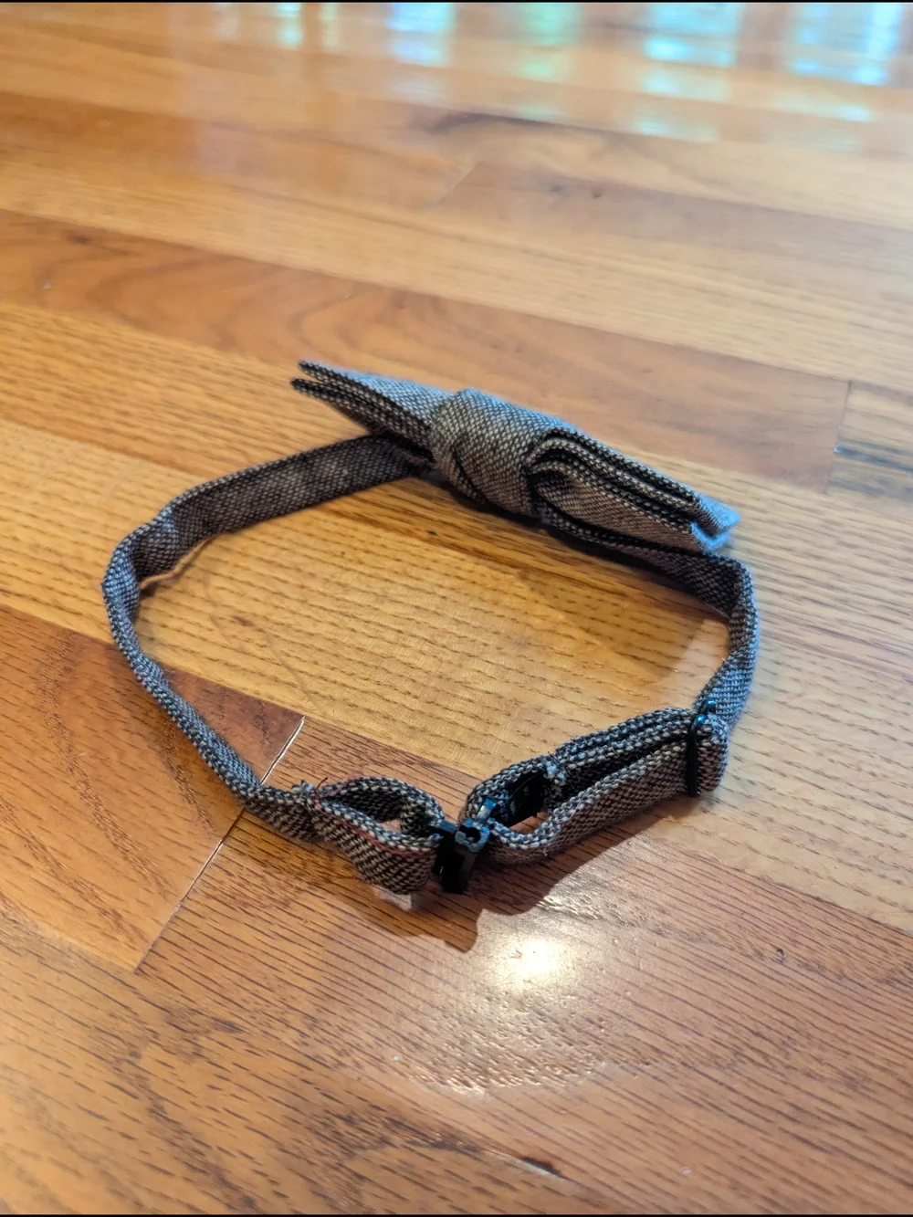 Boys Gray Bow Tie - Unbranded But New